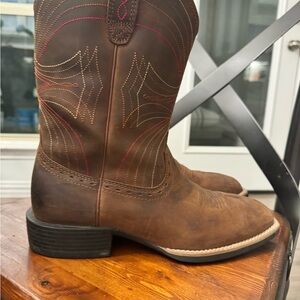 Ariat Brown Leather Western Cowboy Boots with Red Stitching